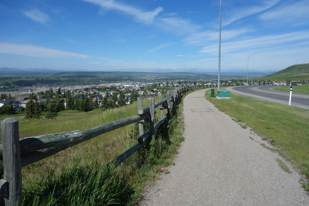 Cochrane liegt uns zu Füssen