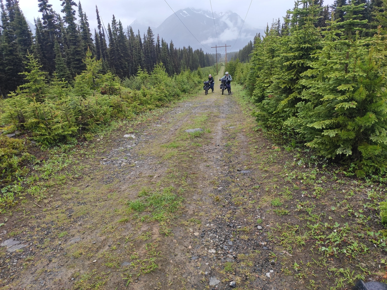Hike-A-Bike heisst "Velo stossen"